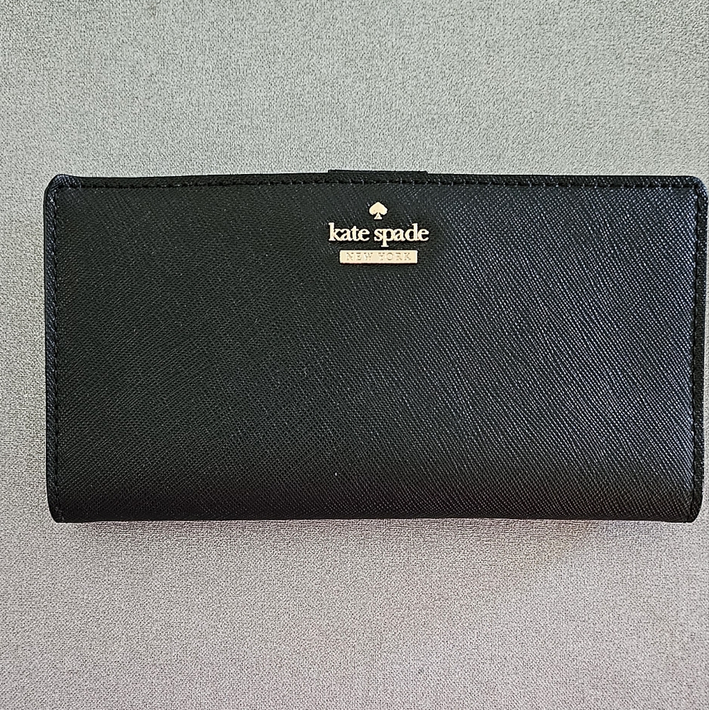 NWT- Kate Spade Wallet
